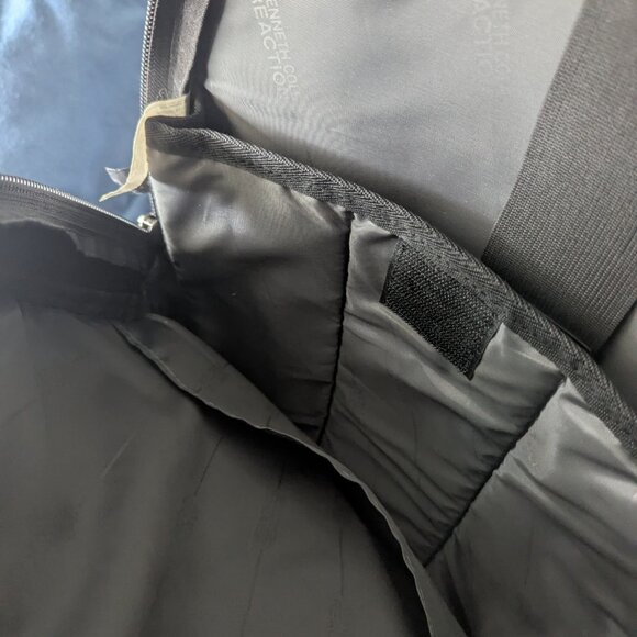 Kenneth Cole REACTION Laptop Backpack - Preowned - Picture 6 of 9